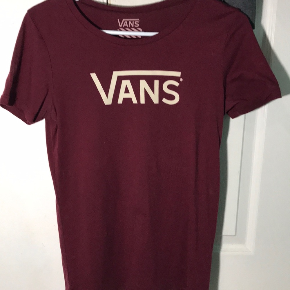 maroon Vans t shirt